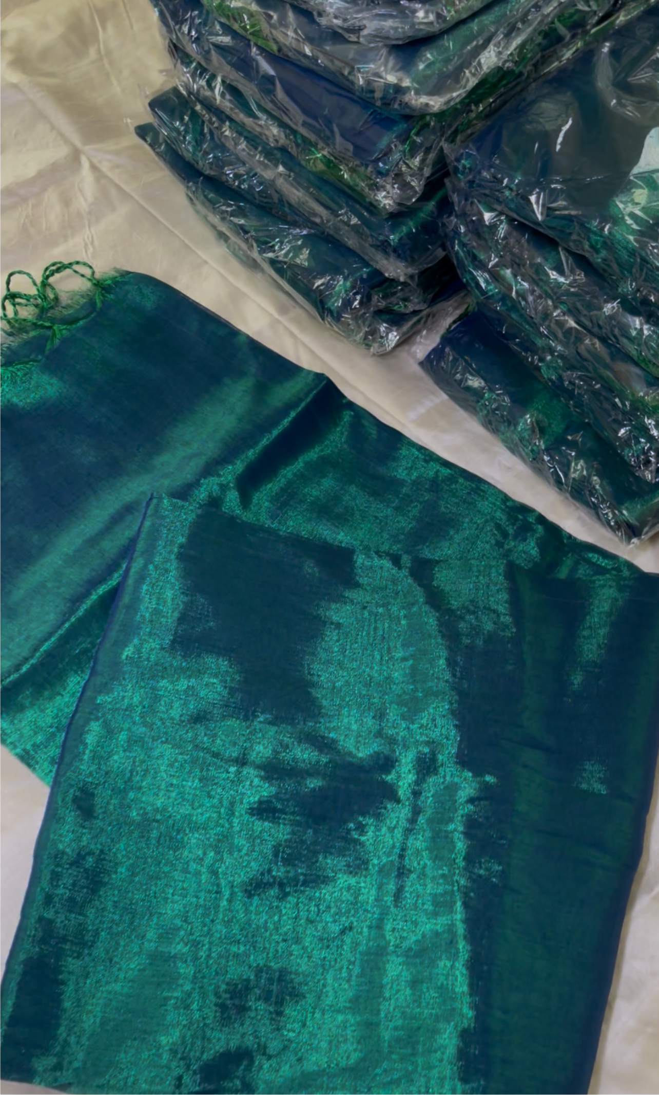 Peacock Mul Tissue Saree | Elegant, Lightweight & Premium Designer Saree